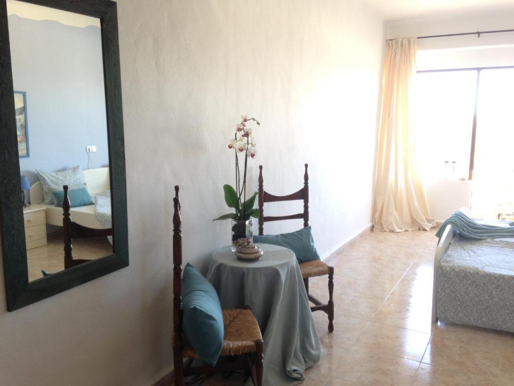Casa De La Vida Hostel Santanyi Room photo